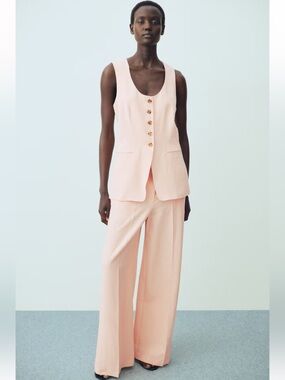 H&M Pale Pink Sleeveless Button Vest with Wide-Leg Pants